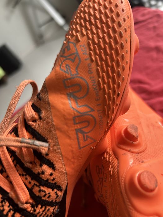 Buty do pilki nożnej