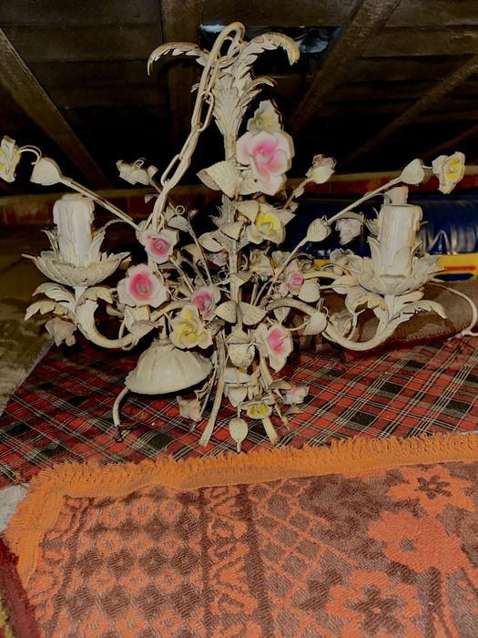 Lustre e candeeiro florentino de porcelana