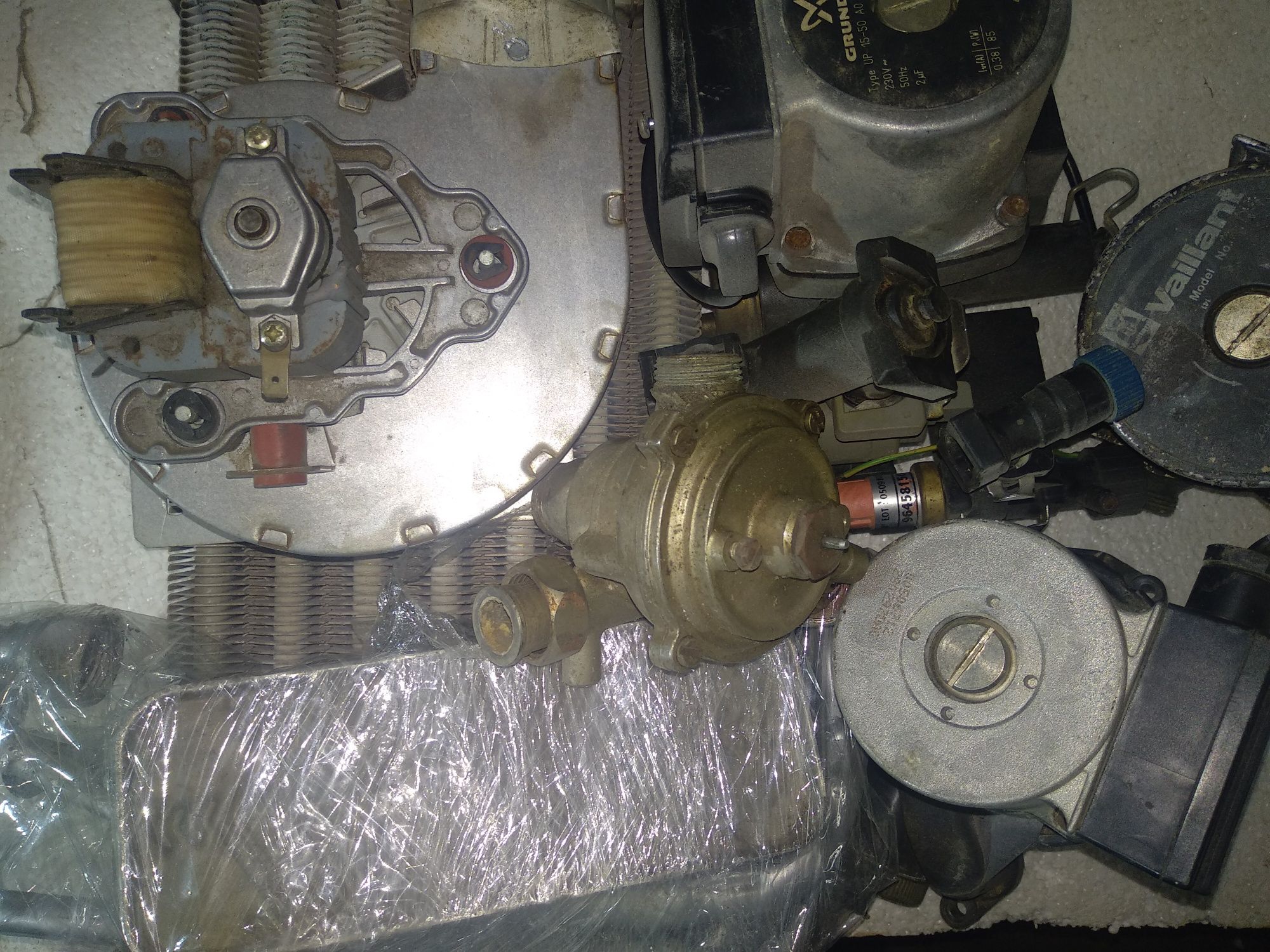Запчасти до котла  Vailant T4, T5  Bosch, RenovaStar