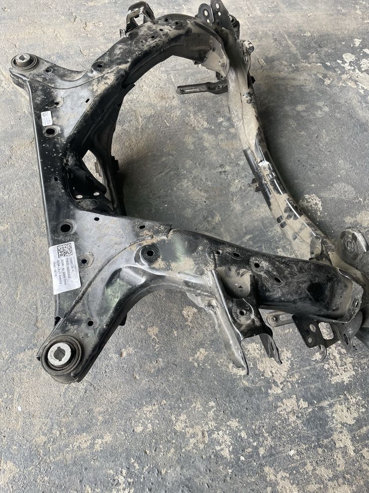 Задній підрамник Tesla model 3/Y 1103557-00-A