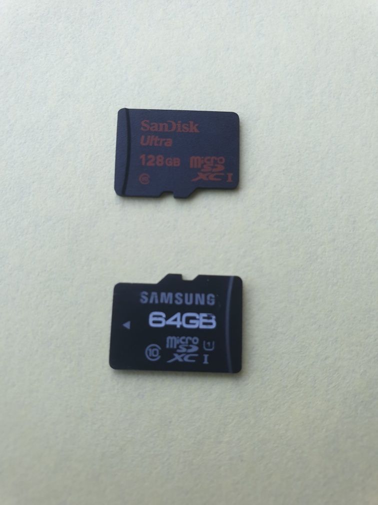 2 cartões microSD XC 128GB e 64GB