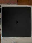Playstation 4 - 500 GB + Horizon (Complete Edition) + God of War