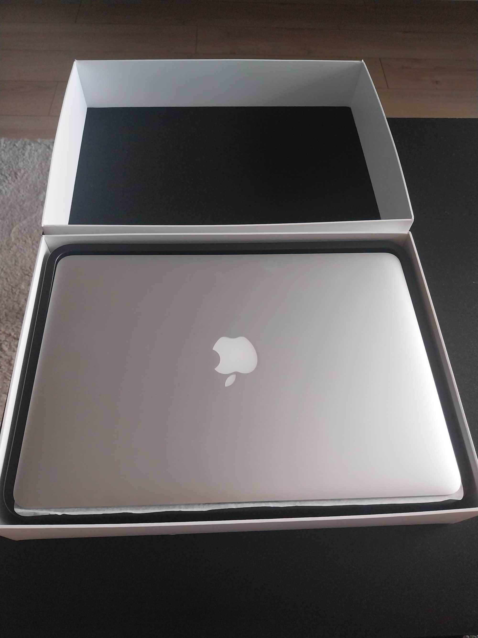 APPLE MACBOOK AIR 13. Stan idealny, nie używany