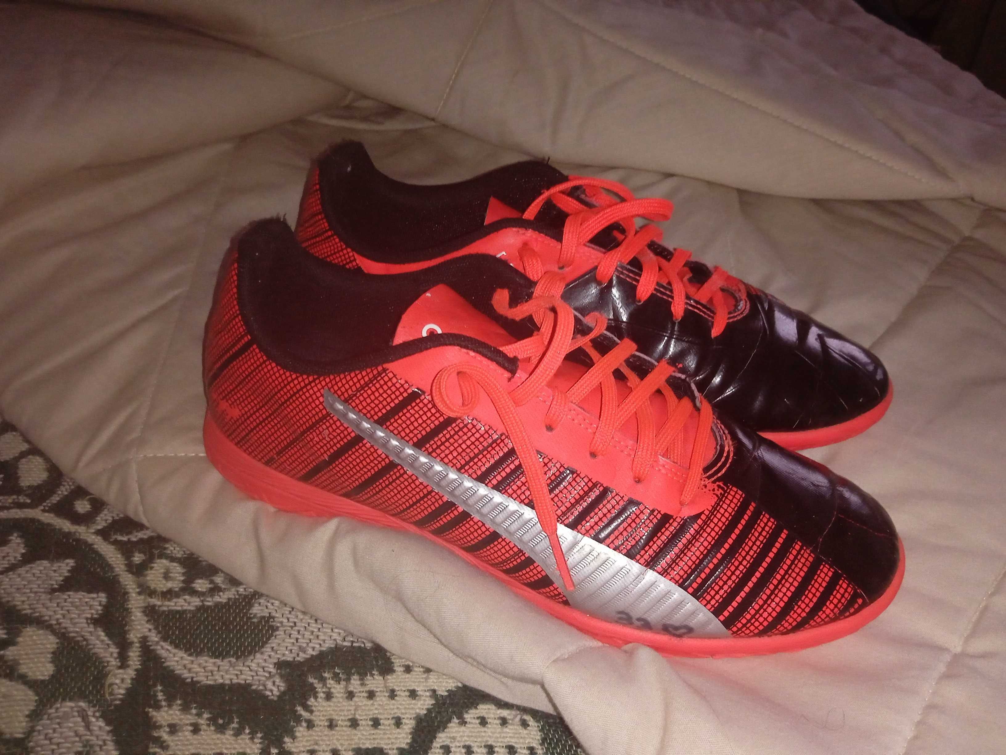 Puma One Futsal 5.4