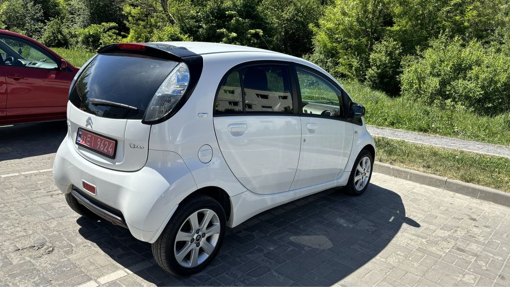 Citroen C-Zero 2012