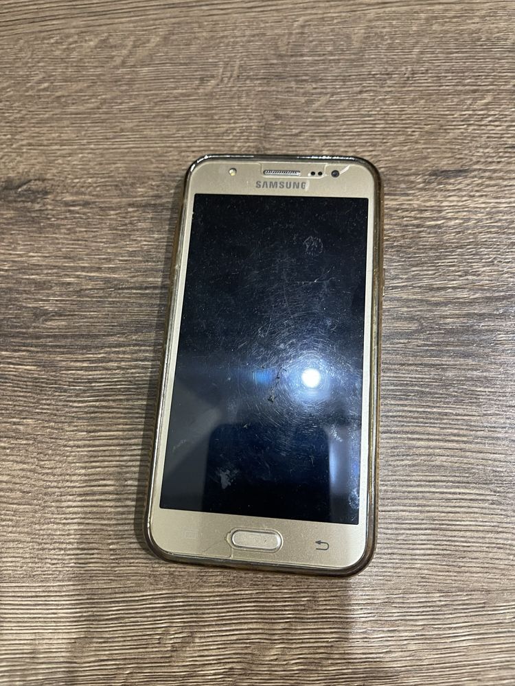 Мобільний телефон смартфон Б/У Samsung Galaxy J5 SM-J500H