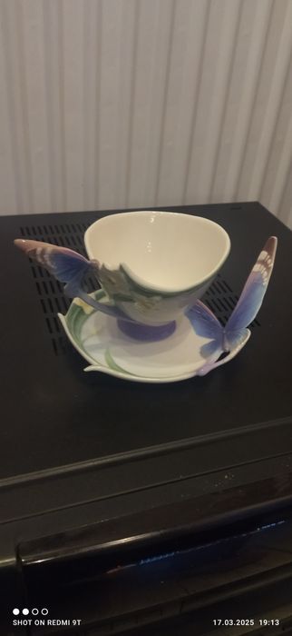 Porcelanowe filiżanki firmy Franz