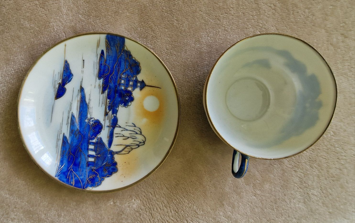 Japońska stara delikatna cienka porcelana