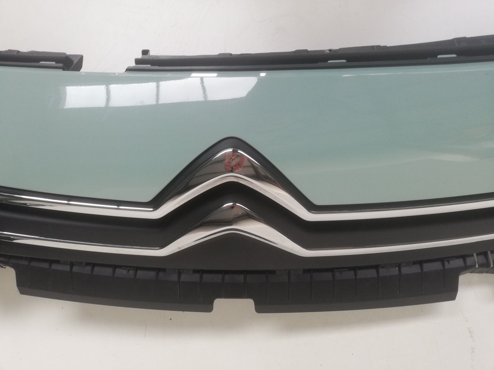 Citroen Berlingo IV 4 atrapa w kolor grill chrom