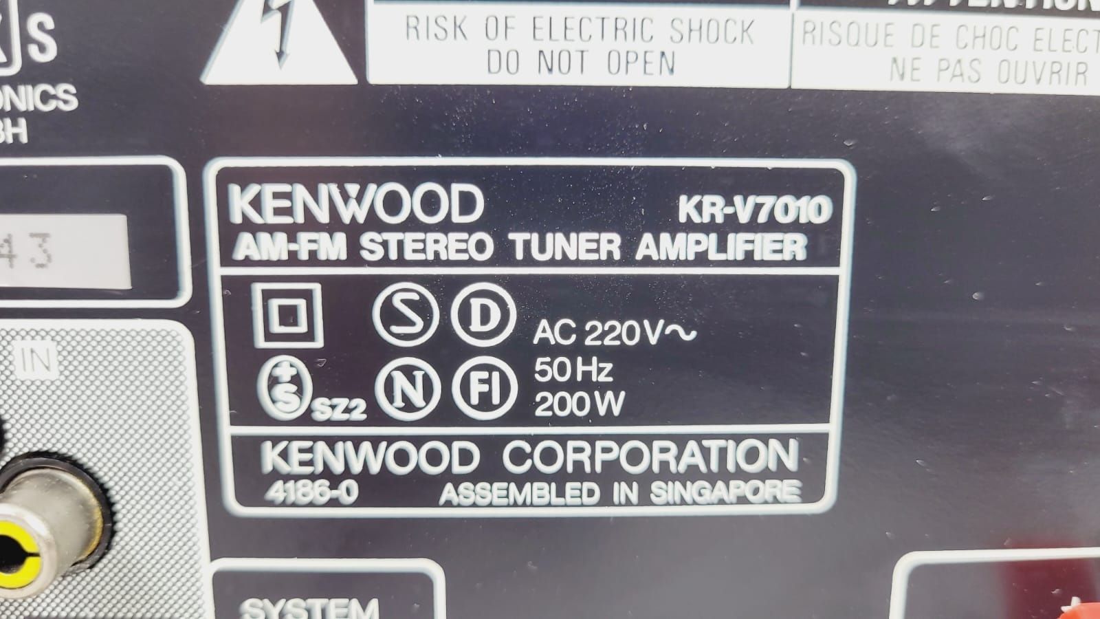 Kenwood KR V7010 MOCNY Wzmacniacz amplituner radio 2x100W 8ohm