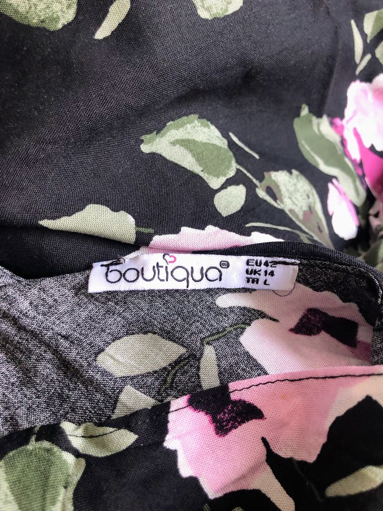 Boutiqua sukienka na lato 40/L