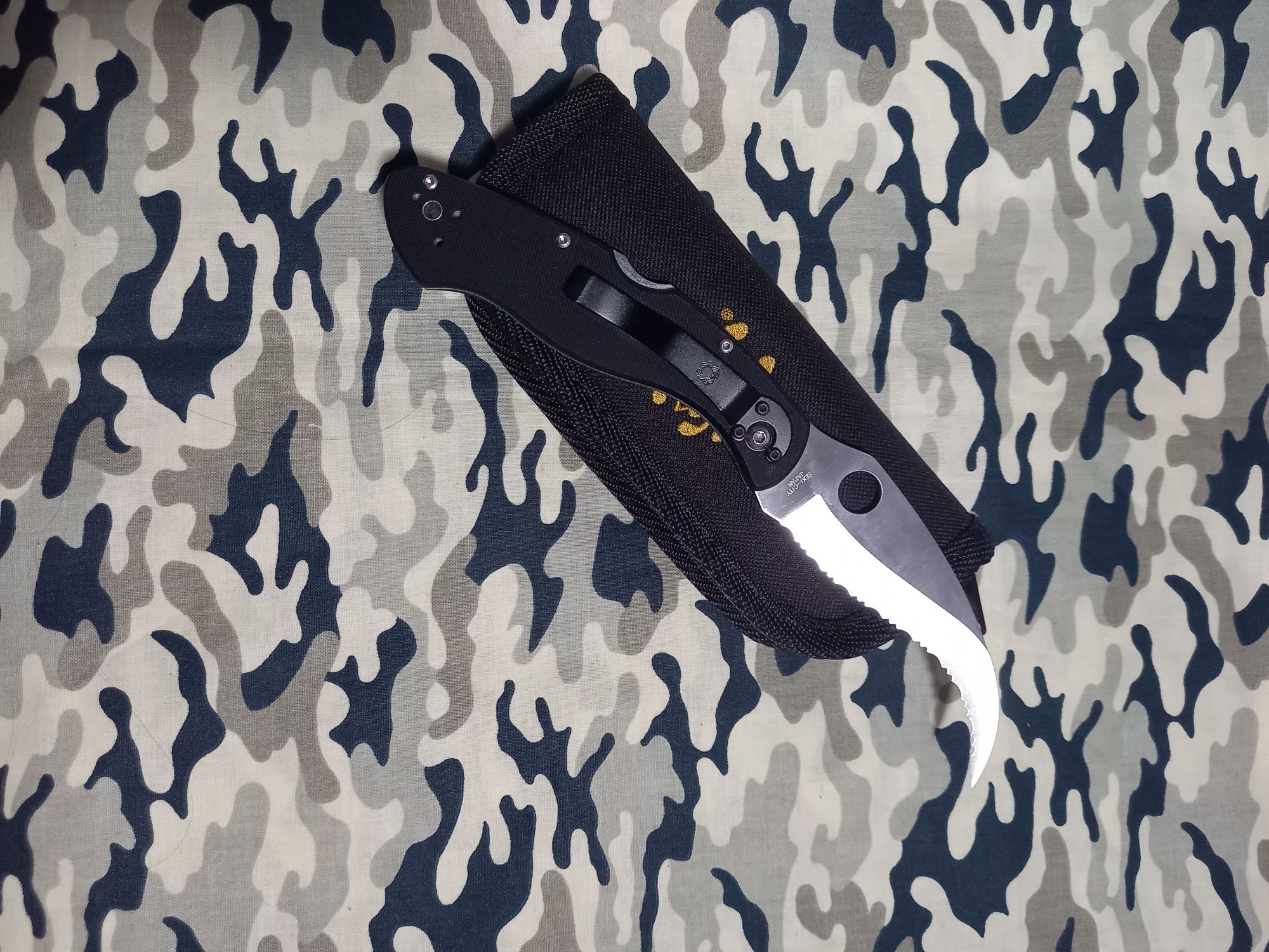 Nóż Spyderco Civilian C12GS