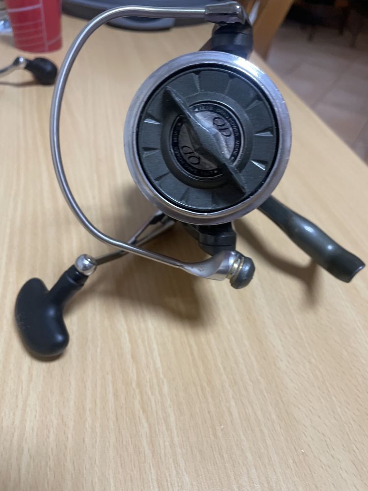 Carreto pesca Daiwa windcast z5500
