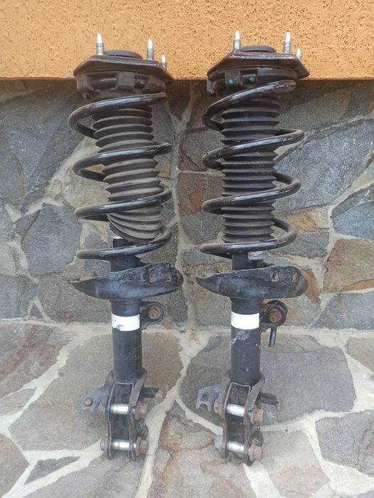 Передня стойка хонда CRV 4 ліва