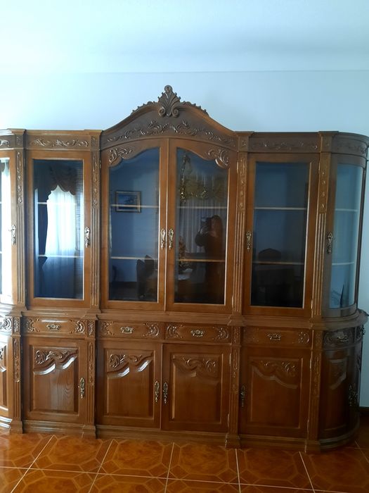 Movel de sala en castanho
