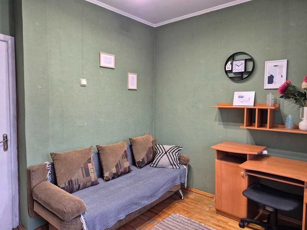 Сдам 3-кімнатну вул. Драгоманова, метро Позняки 10 хв. пішки