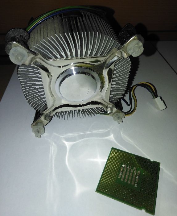 Processador Intel Celeron Dual Core e Dissipador