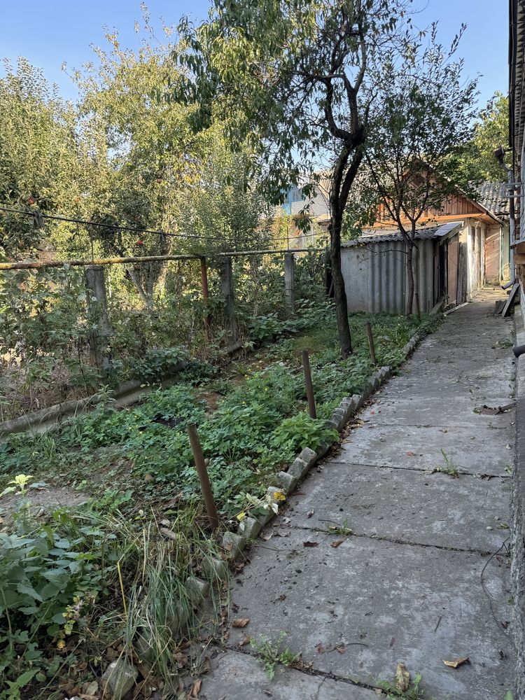 Продаю будинок на Богунії