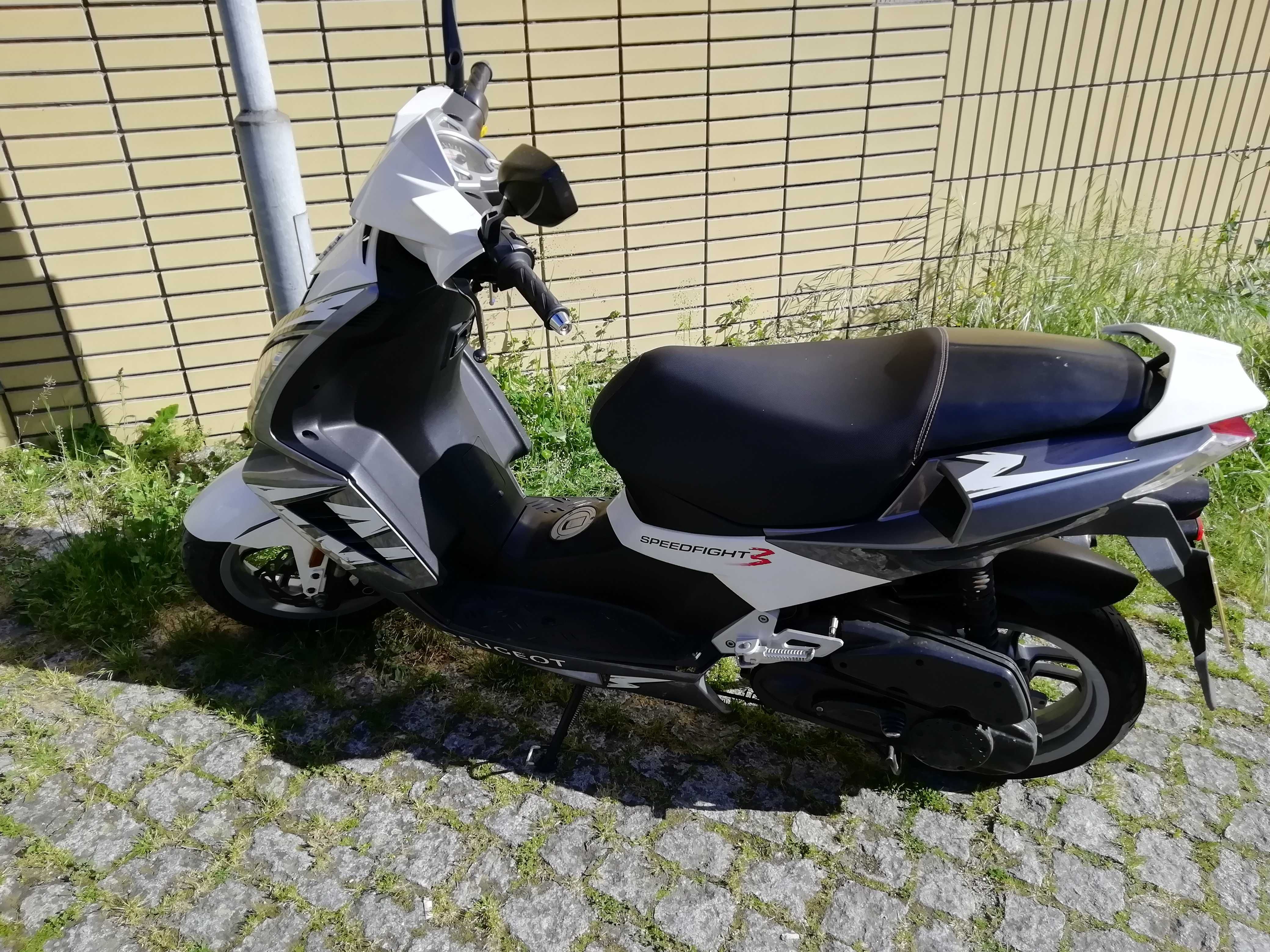 Vendo Scooter Peugeot Speedfight 3