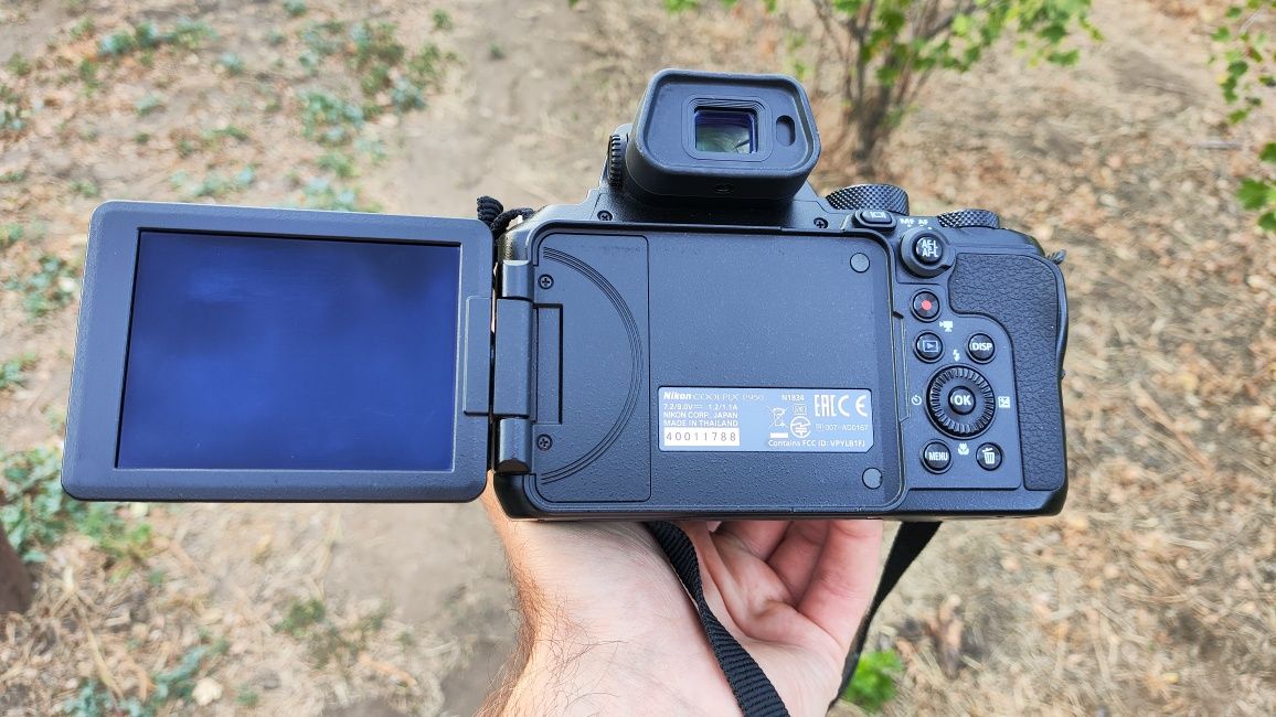 Nikon P950+83X Зум 4К WIFI Новая сумка зумовик фотоаппарат фотик