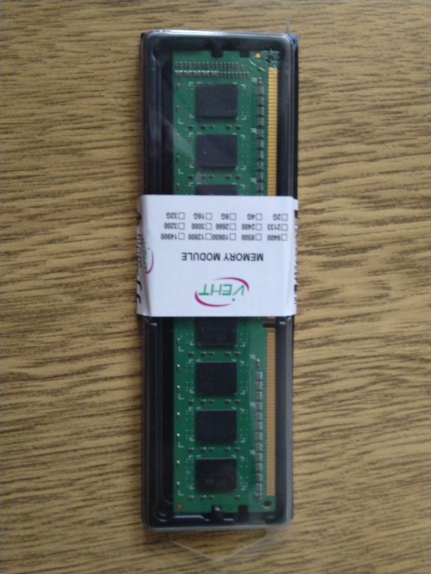 Оперативная память 2Гб DDR3