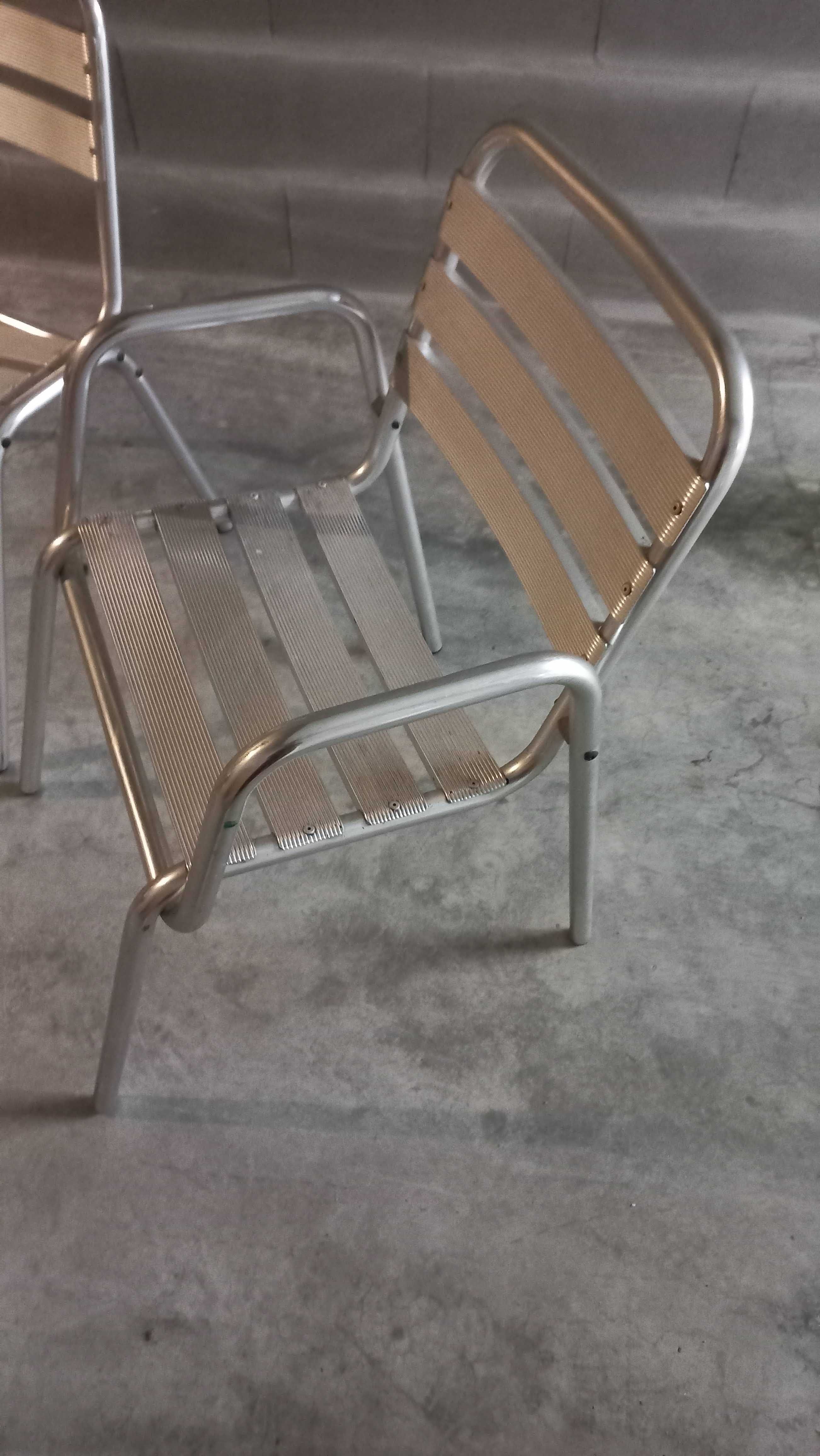 Cadeiras de esplanada em inox