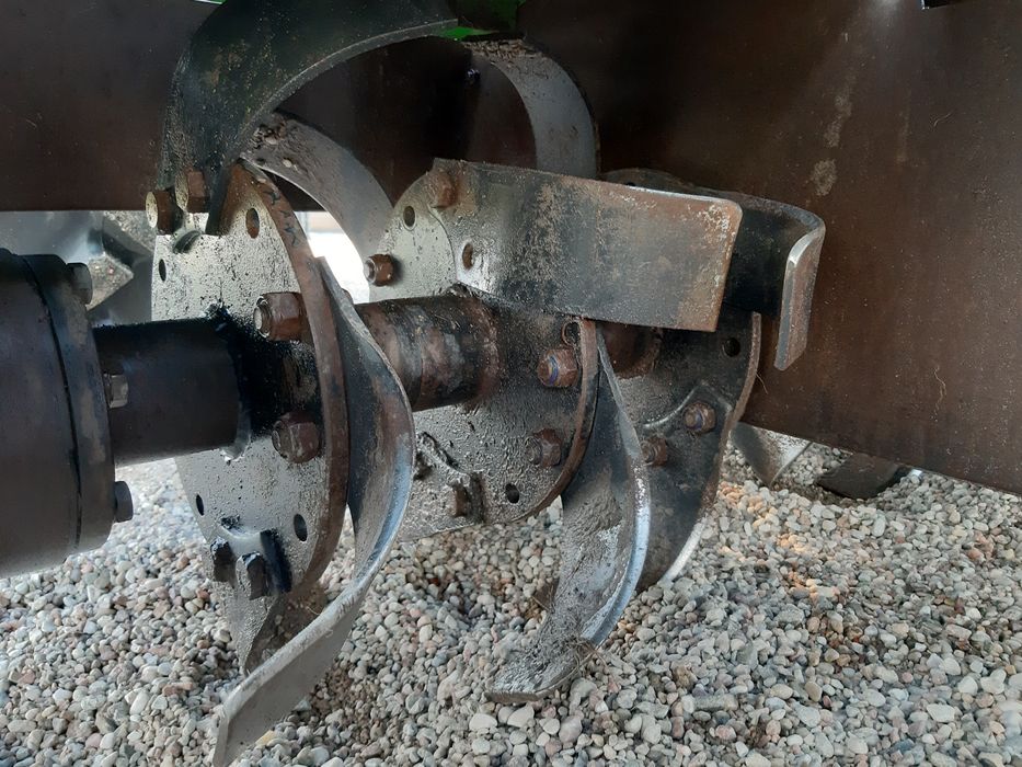 Glebogryzarka zawieszania + koła 180cm bomet pod truskawki