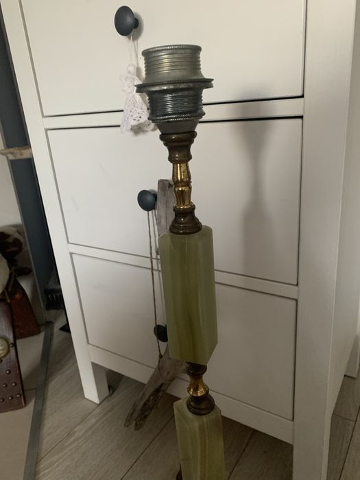 Lampa podłogowa retro mosiądz alabaster