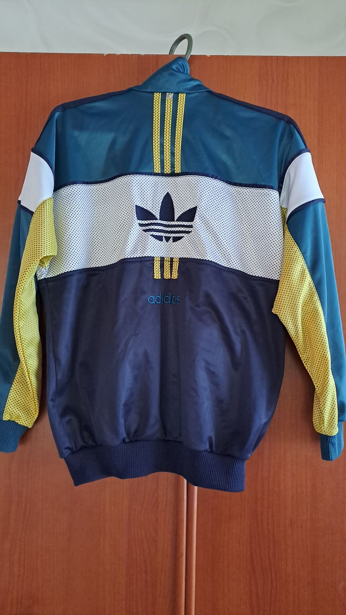 Фірмова кофта Adidas