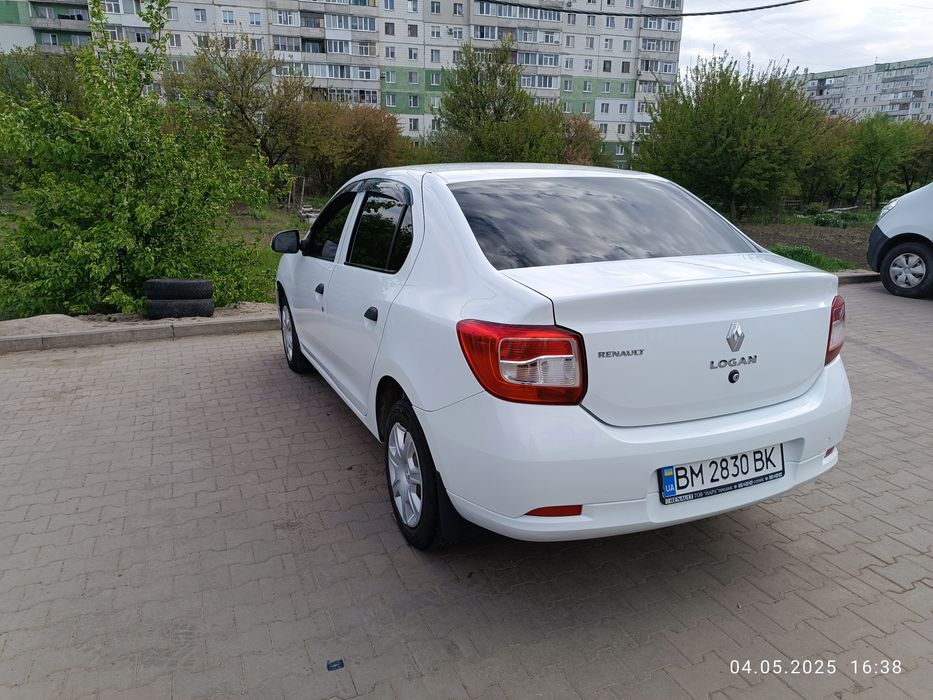 Рено логан 2013 рік