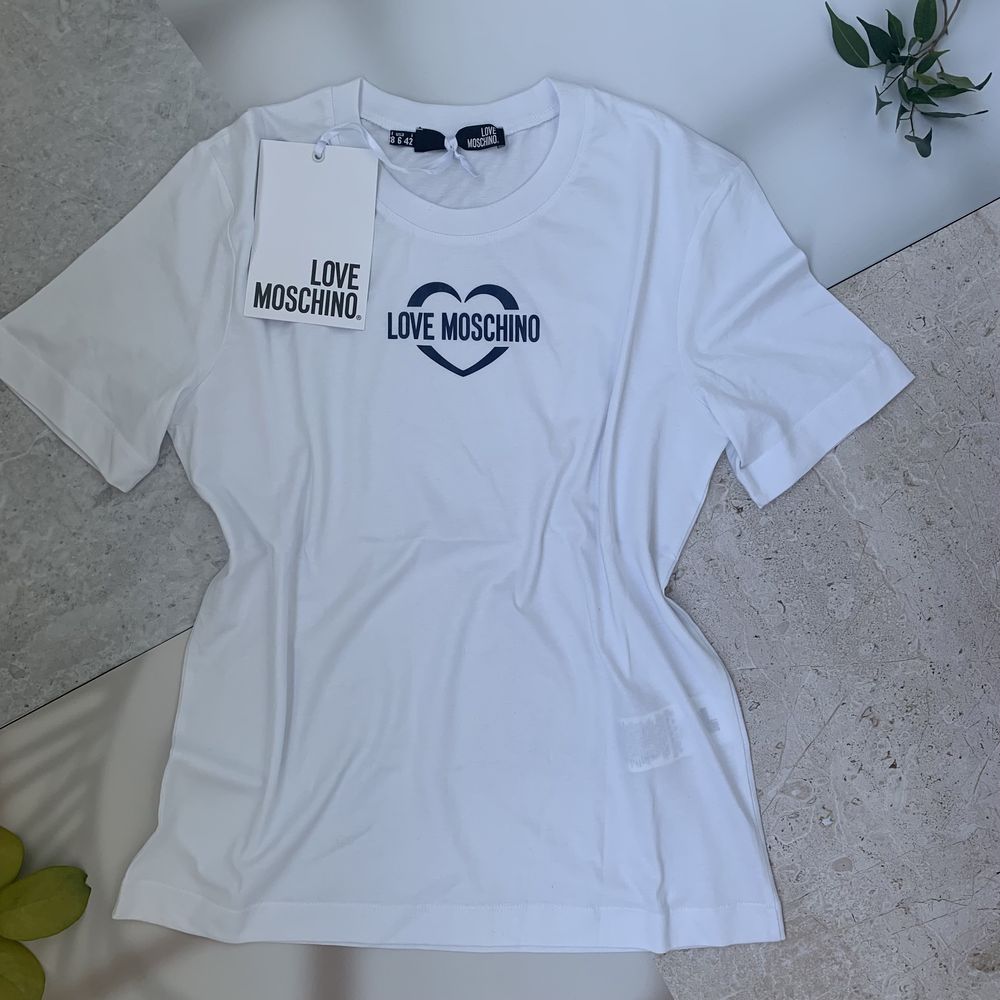 Нова жіноча футболка Love Moschino оригінал Європа