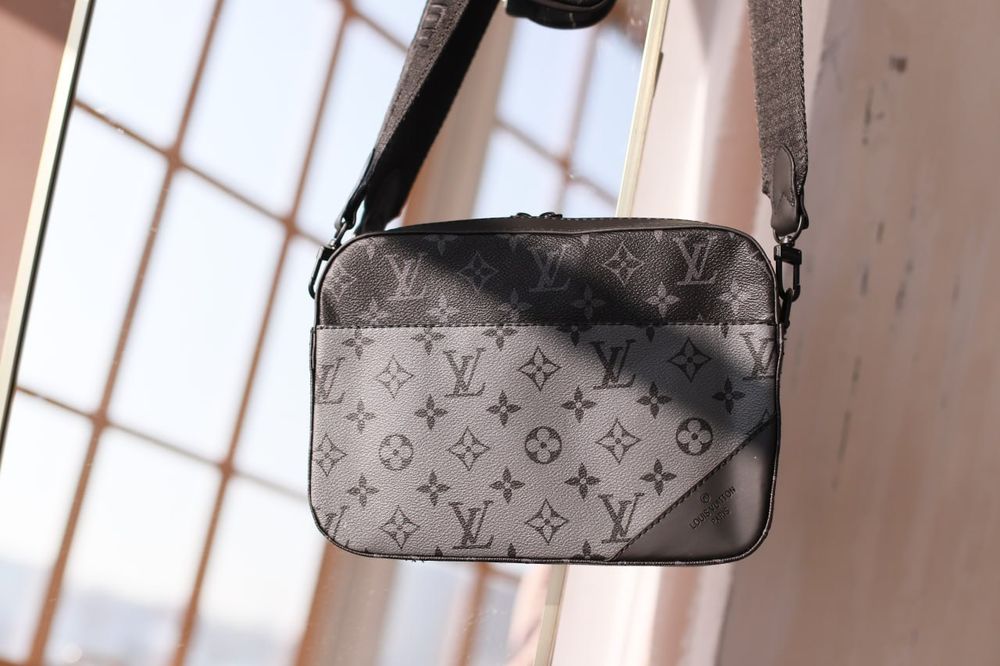 Мужская  сумка барсетка Louis Vuitton серая шашка сумка