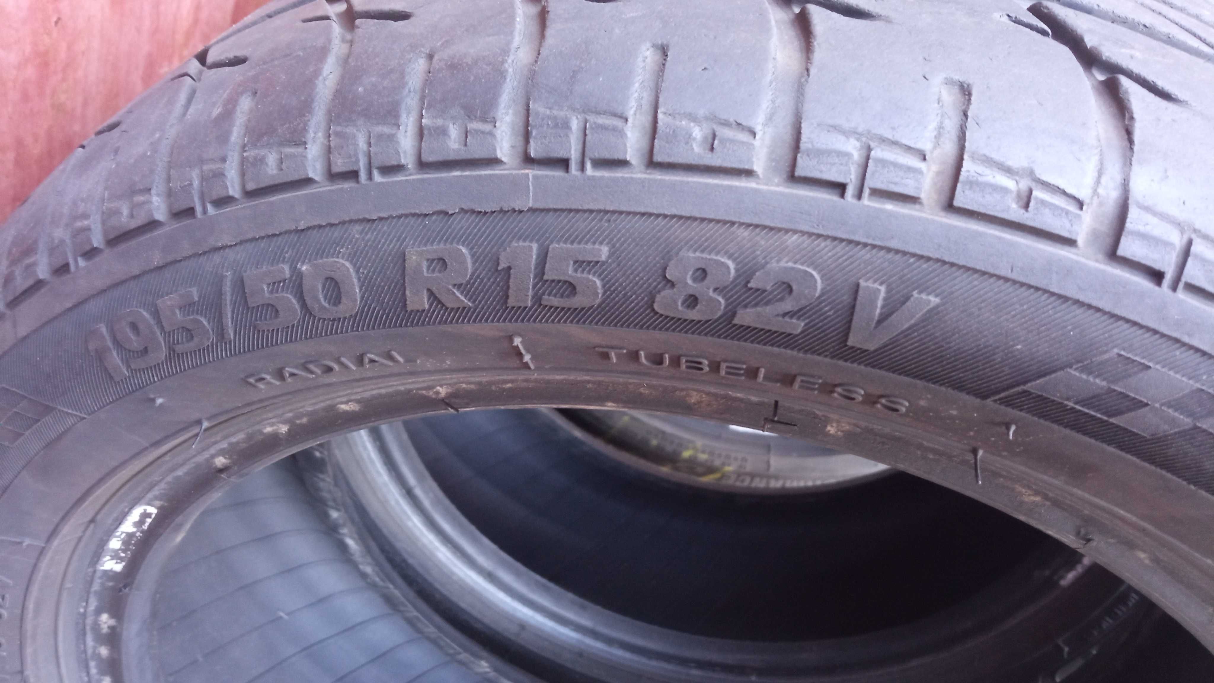 195/50 R15 STRIAL HIGH PERFOMANCE б/у 5мм. 82V - 2016 рік.