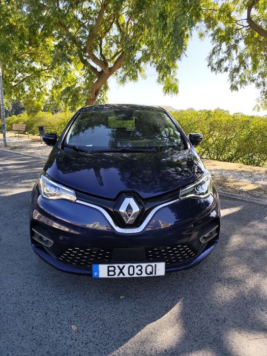 Renault ZOE R135 52Kwh Iconic 05/2023

18mil km