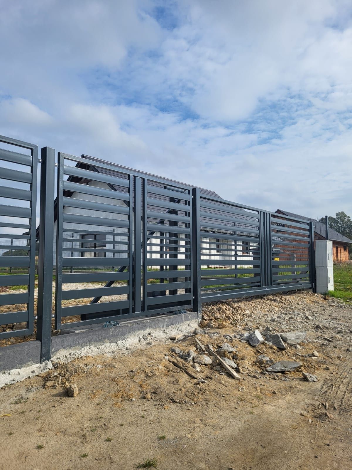 Bramy przesuwne nowe