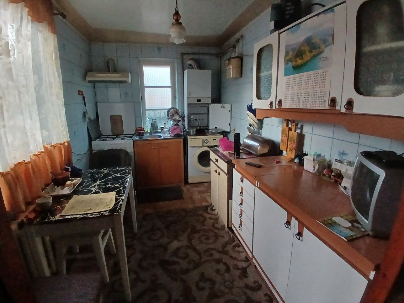 Ціна вже  з комуналкою. 2 кімнати