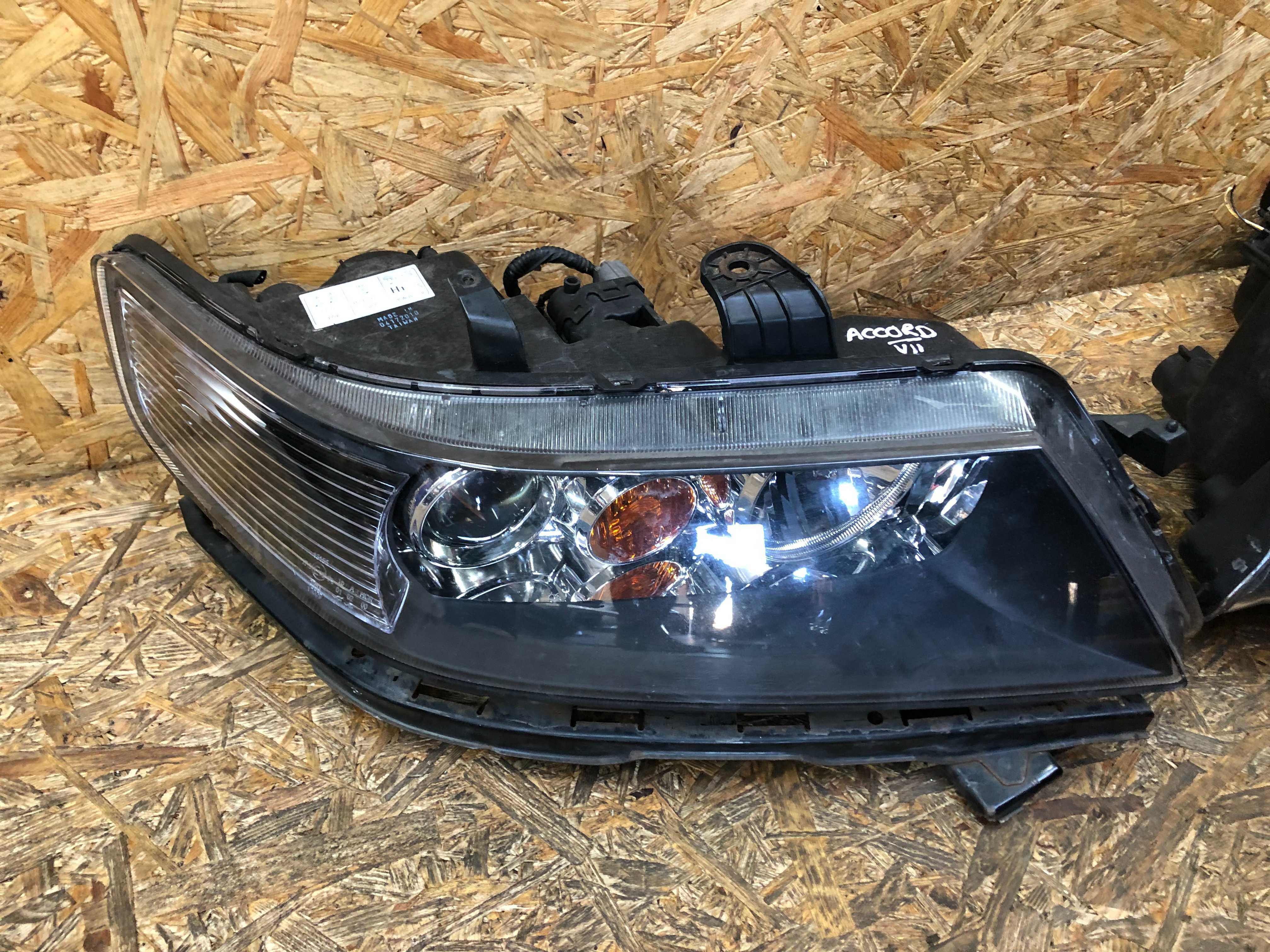 Lampa/reflektor przedni lewy prawy Honda Accord 7