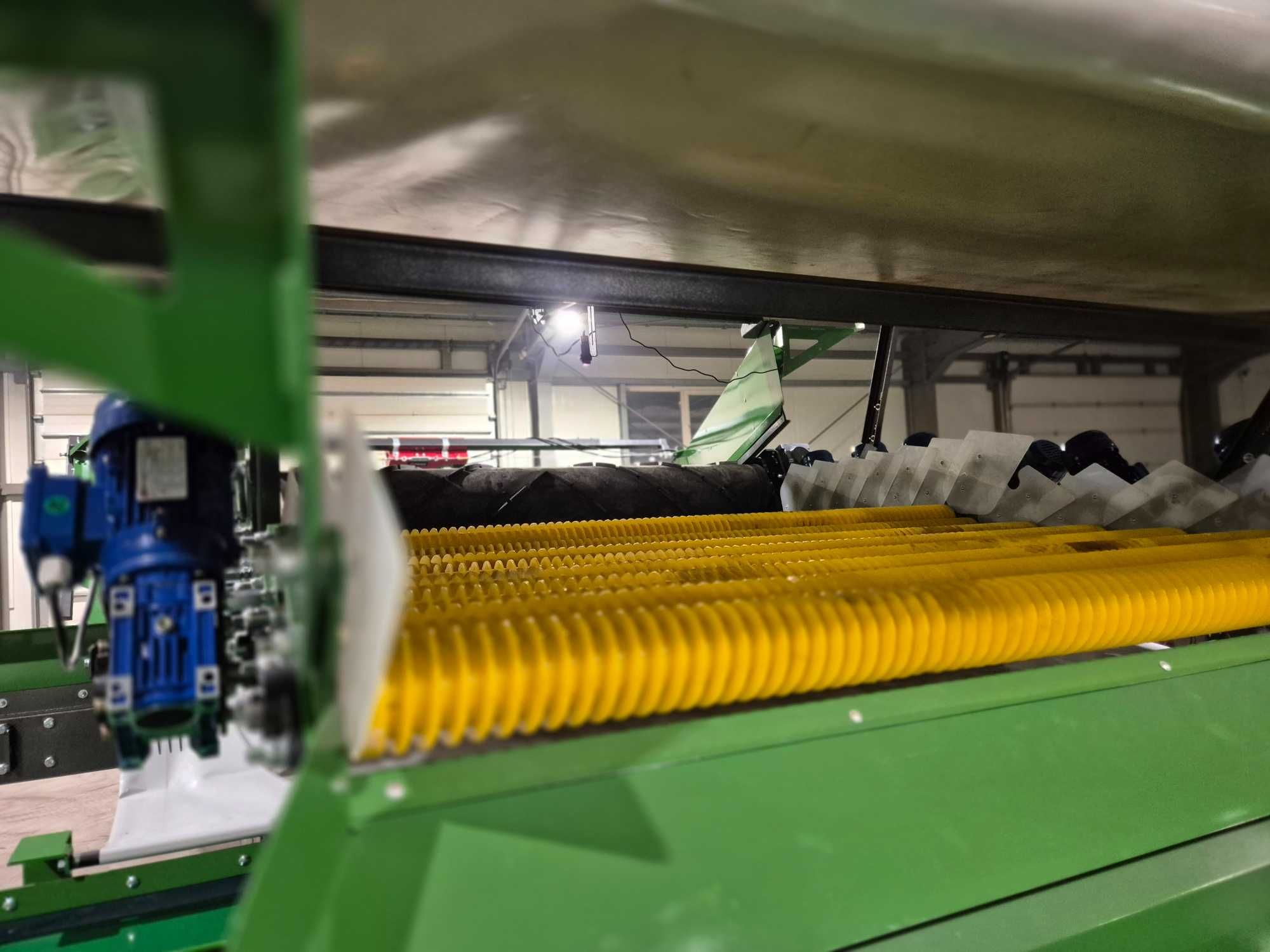Kosz przyjęciowy KM20SS3 MACHINES PIÓRO 3 sorty 14 rolek OD RĘKI