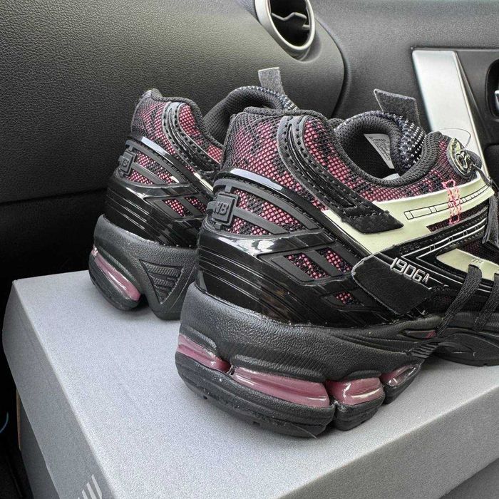 Кросівки New balance 1906A Dragon Berry 2025