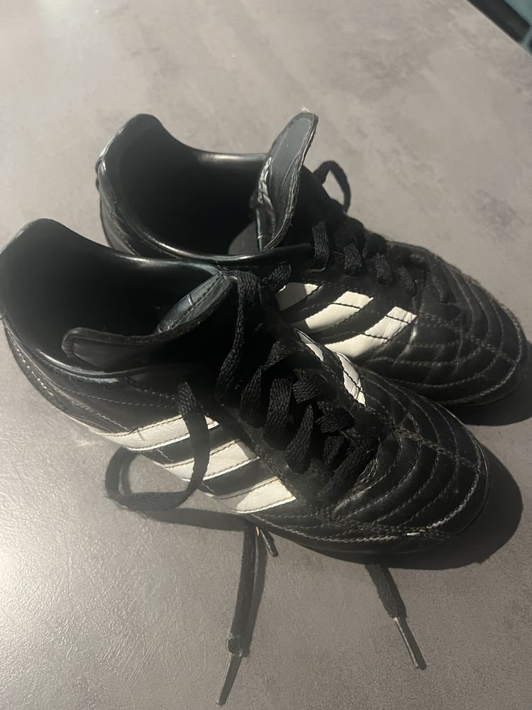Buty na piłkę, korki Adidas rozm 35