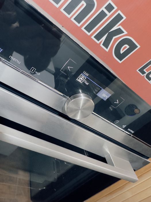 Духовий шкаф Siemens