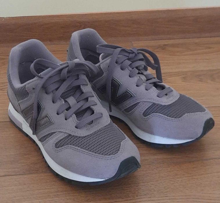 Buty sportowe New Balance 565 damskie rozm. 37,5