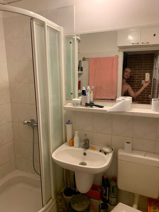 Mały pokój na Winogradach (Wichrowe Wzgórze nr 8)