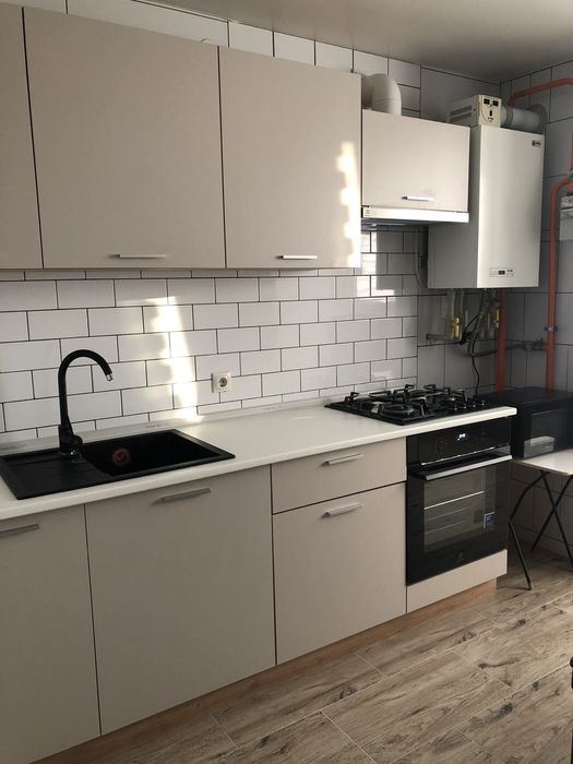 Продам 2ком Г.Сталинграда 4 новострой