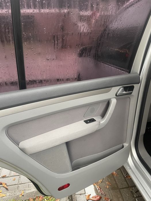 Продам Volkswagen Touran 2008р