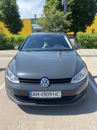 Авто Volkswagen Golf 7