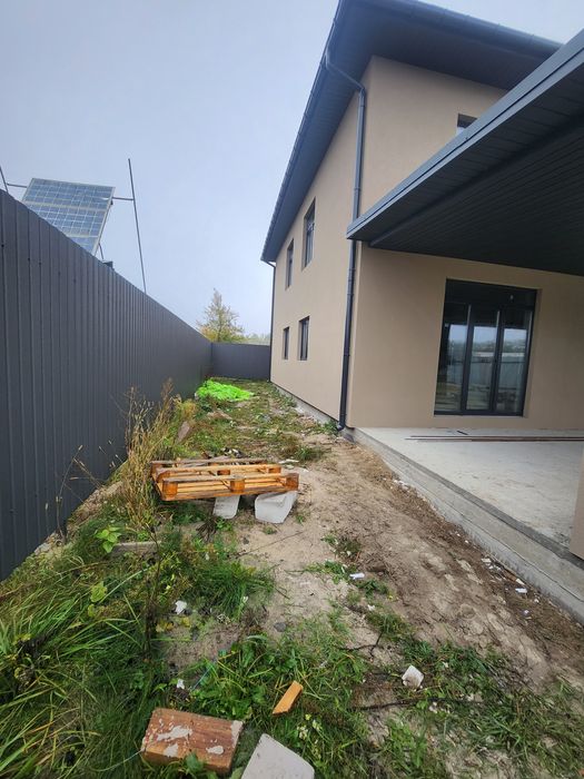 Приватний будинок в передмісті Києва