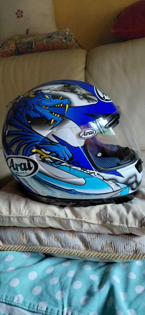 Capacete Arai Quantun--0kada
