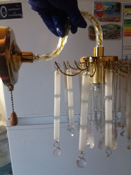 Бра для спальні на одну лампочку