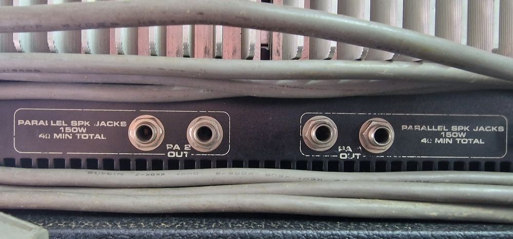 Fender SRM 8302 mixer 8 kanałowy